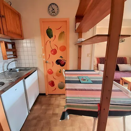 Confortable A Capbreton, A 2 Pas Des Plages Et Du Port, Pour 3 Pers, Avec Wifi Et Menage Inclus - Fr-1-239-930 *